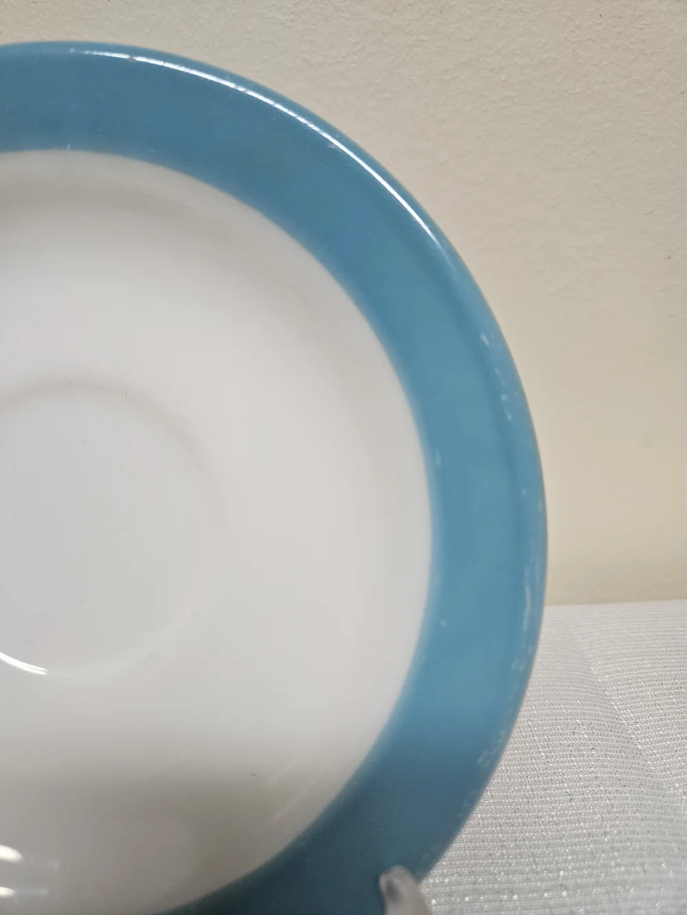 Pyrex Saucer Turquoise Rim‎